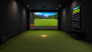 Golfsimulator-Privatkunde-Dark-Room-Trackman-iO-Golfsimulator